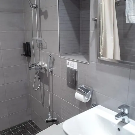 Finn Otel 3*